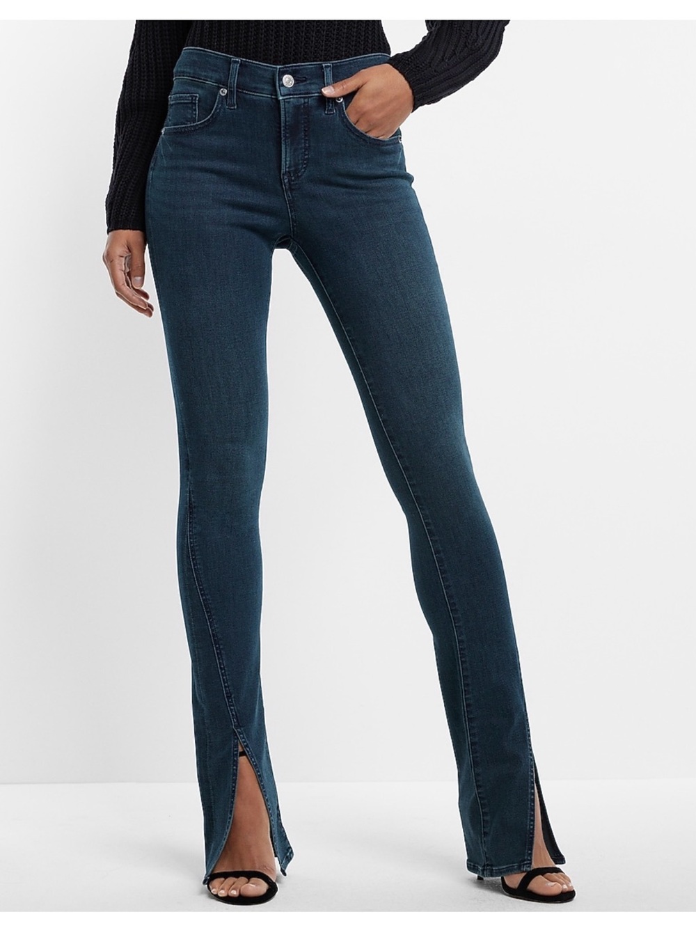 Express Women’s Mid-Rise Dark Wash Front Vent Skyscraper Jeans. Size 10R. NWOT!